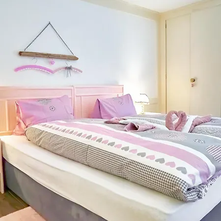 Doppelroom With Terrace Maison d'hôtes Därligen
